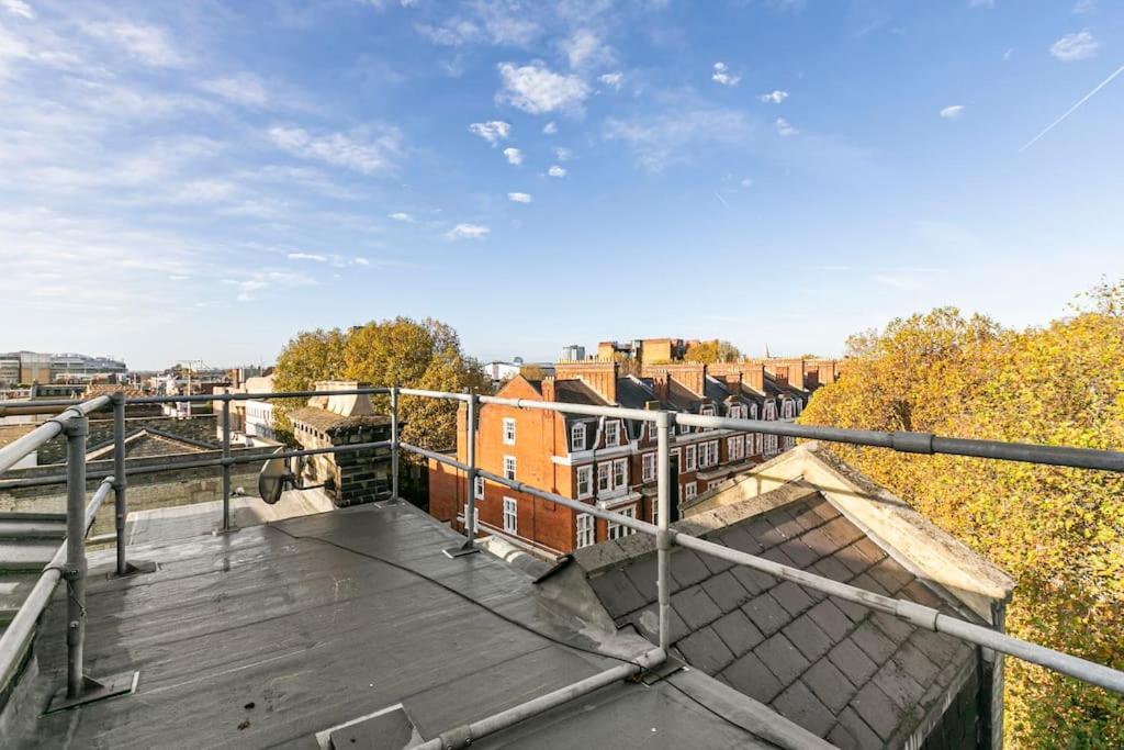 Chelsea Penthouse - Roof Terrace & Ac * London